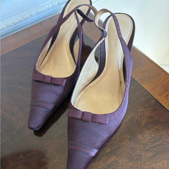Ellen Tracy Plum Slingback Heels - Picture 4 of 5
